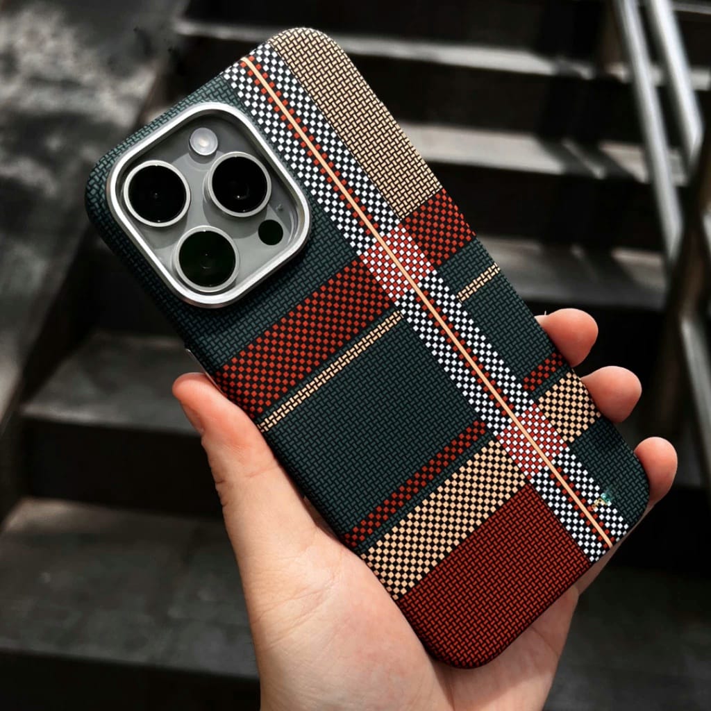 Warm Flannel Plaid Cloth Case iPhone 15 Pro 