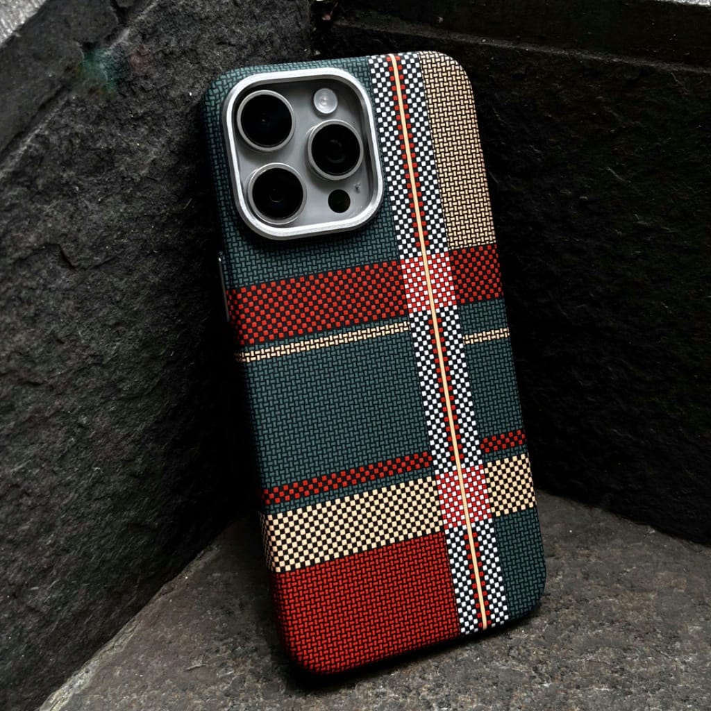 Warm Flannel Plaid Cloth Case iPhone 15 Pro 